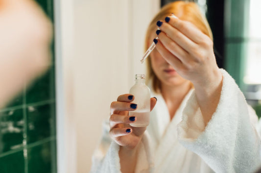 Azelaic Acid: The Quiet Achiever — And How It Pairs With Tretinoin
